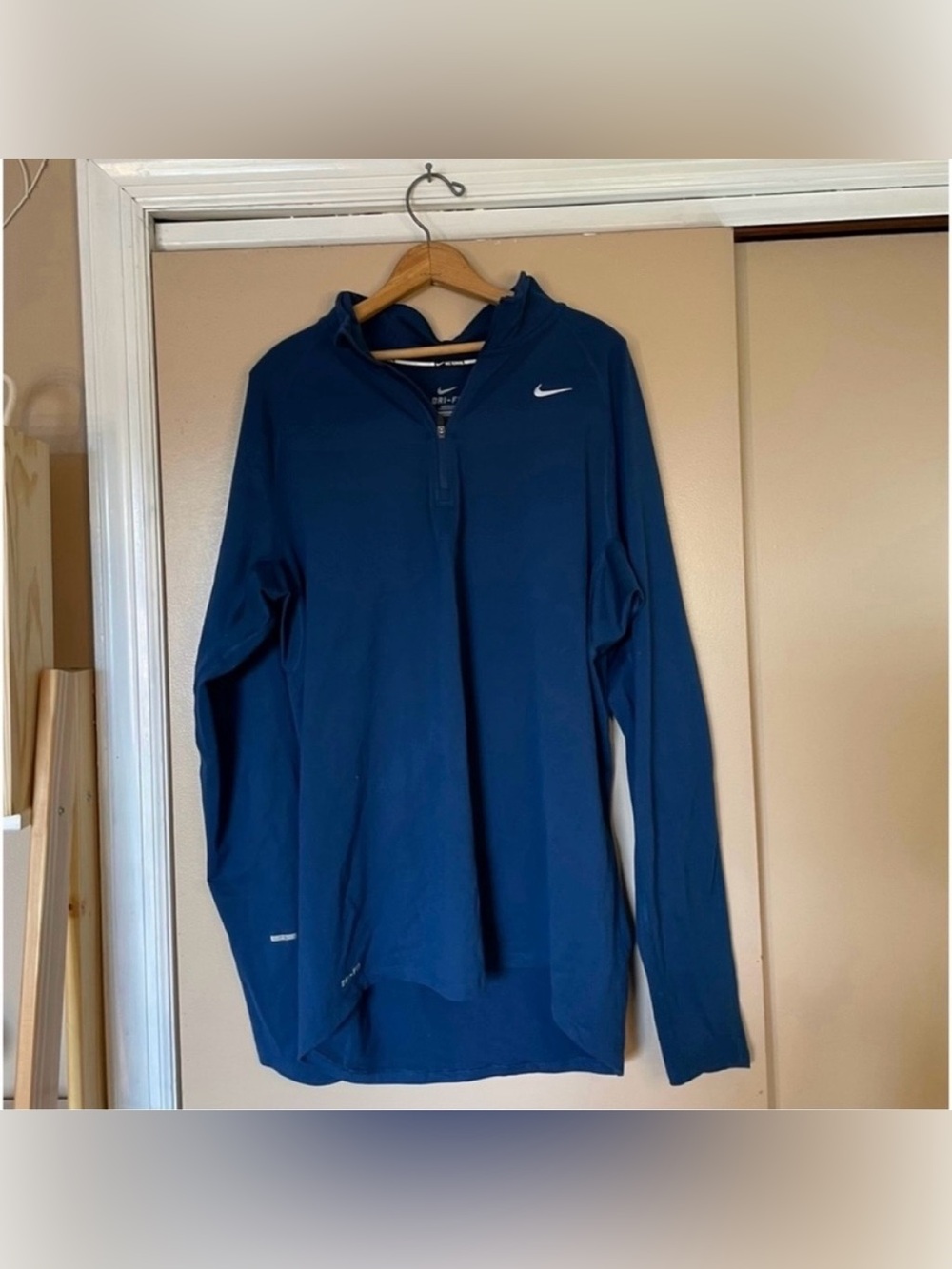 Nike men’s dry fit royal blue quarter zip sweater size medium